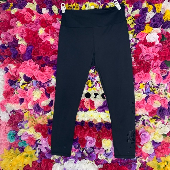 ZYIA Pants - Zyia Active Black Velvet Floral Light n Tight Hi-Rise 7/8 24”